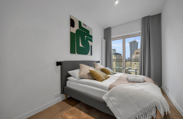 Apartament na 13 piętrze w Mennica Residence!