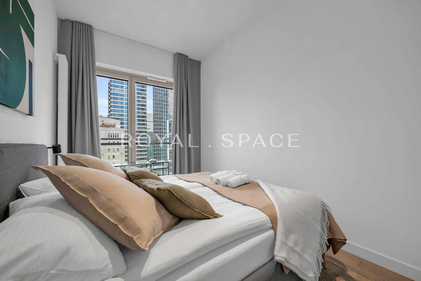 Apartament na 13 piętrze w Mennica Residence!