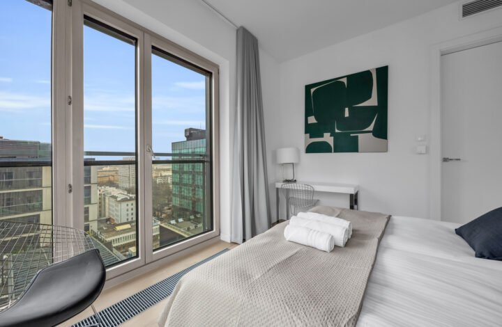 Apartament na 13 piętrze w Mennica Residence!