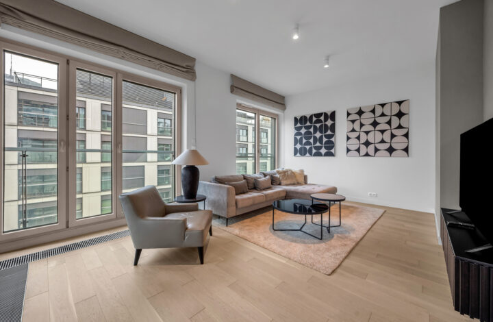 Apartament na 13 piętrze w Mennica Residence!