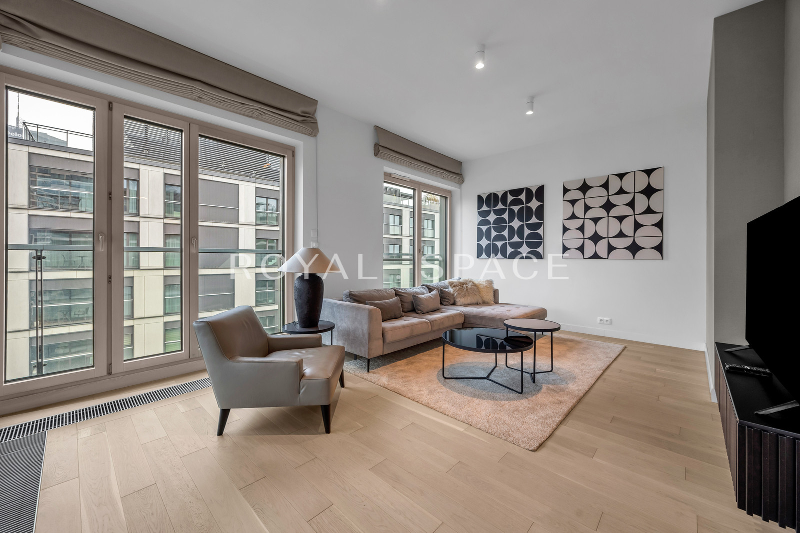 Apartament na 13 piętrze w Mennica Residence!