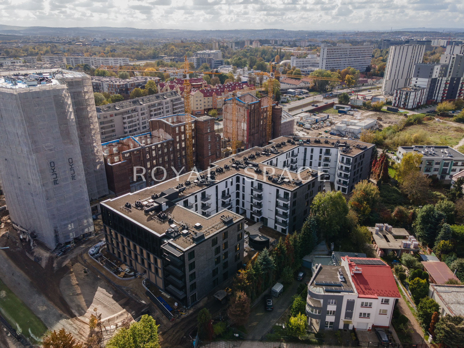 Modern apartment in a building with facilities!