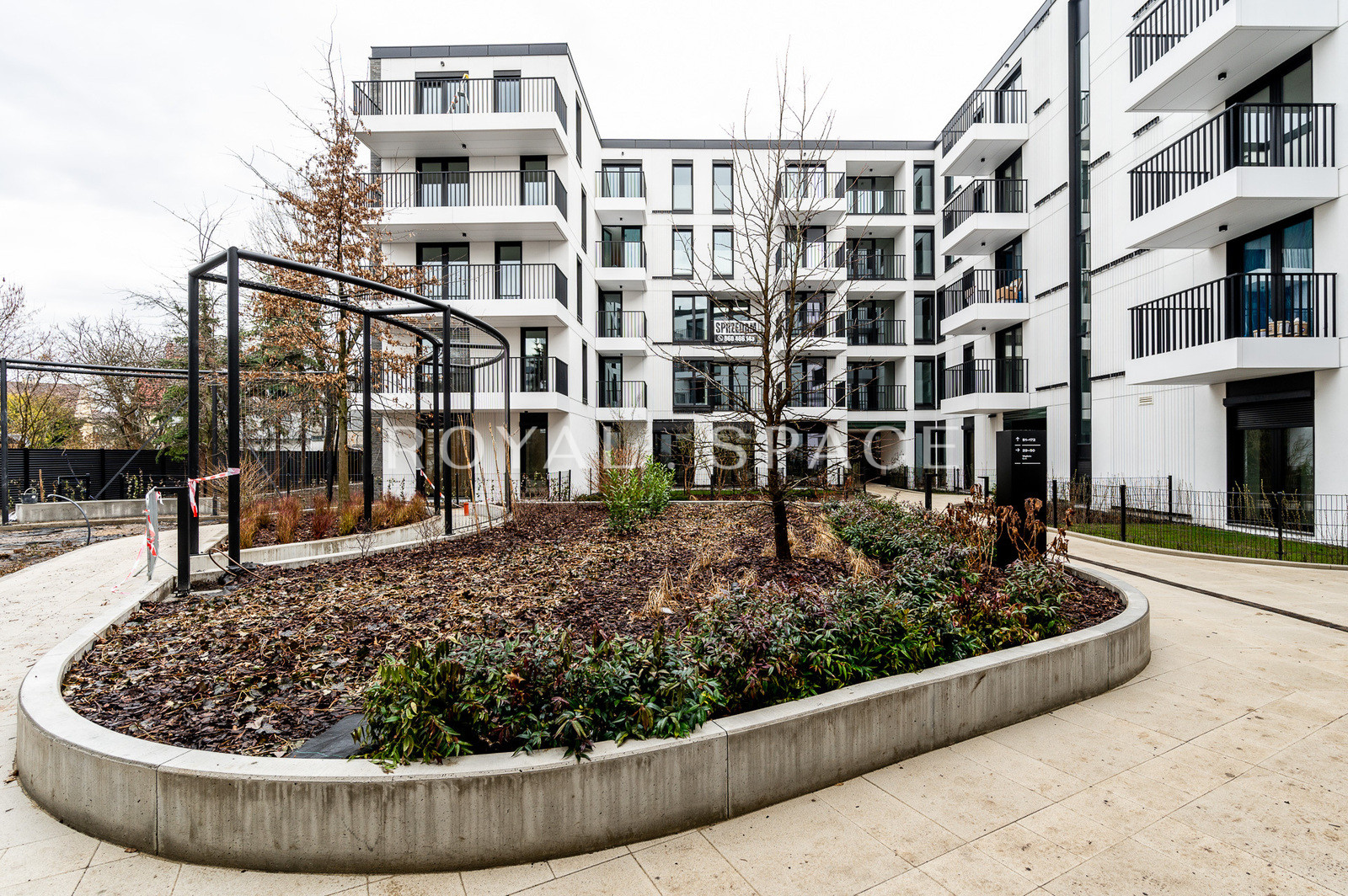 367 см стелі | Młyny Mogilska NOHO | Унікат