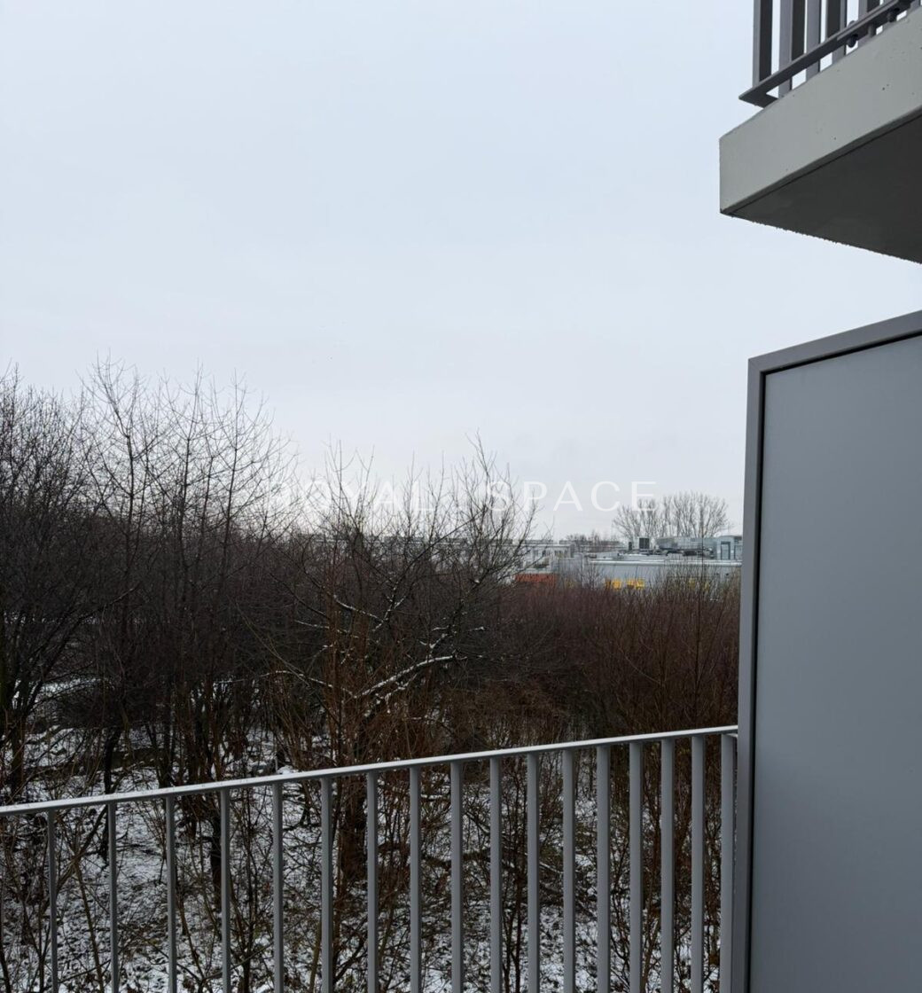 Conrada 27 | Dwa pokoje | Widok na zieleń