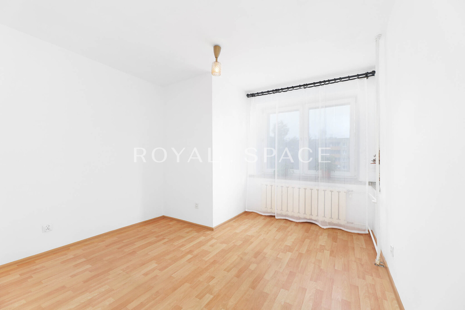 Jasne mieszkanie z loggią!