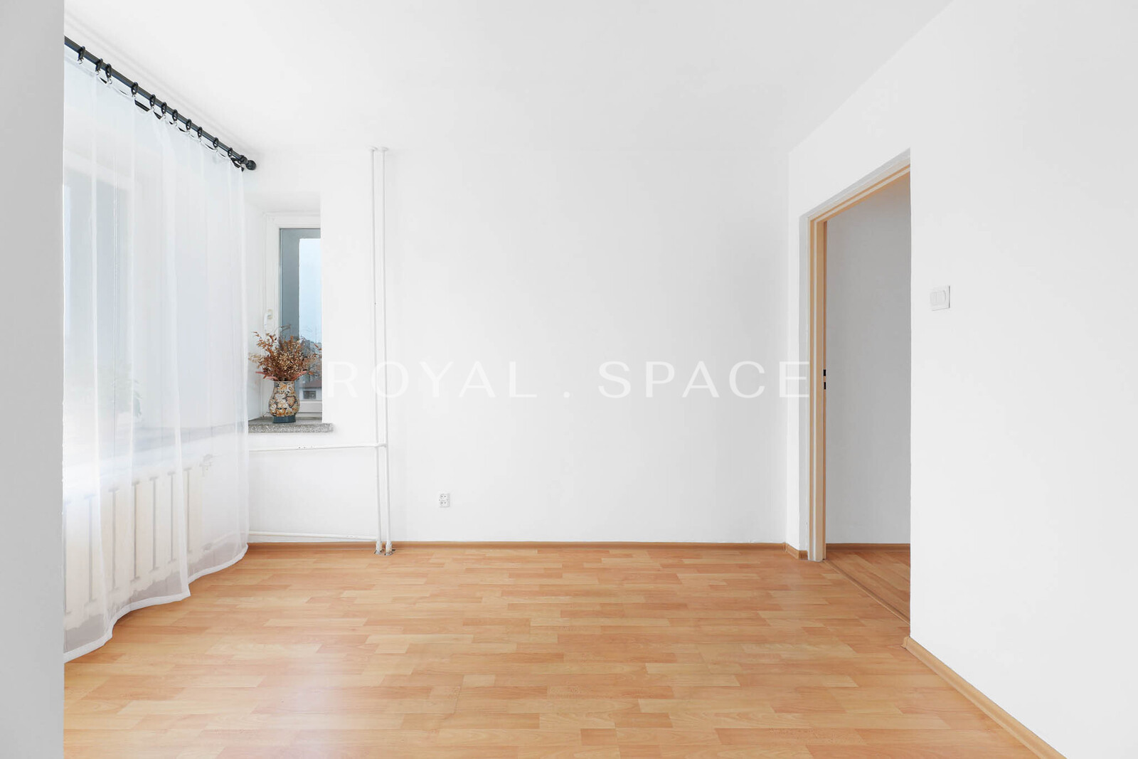 Jasne mieszkanie z loggią!