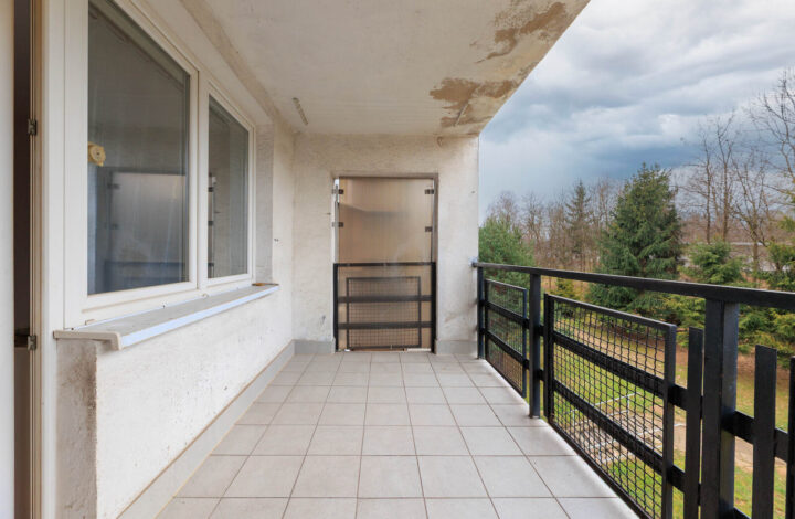 Jasne mieszkanie z loggią!