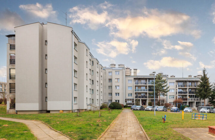 Jasne mieszkanie z loggią!