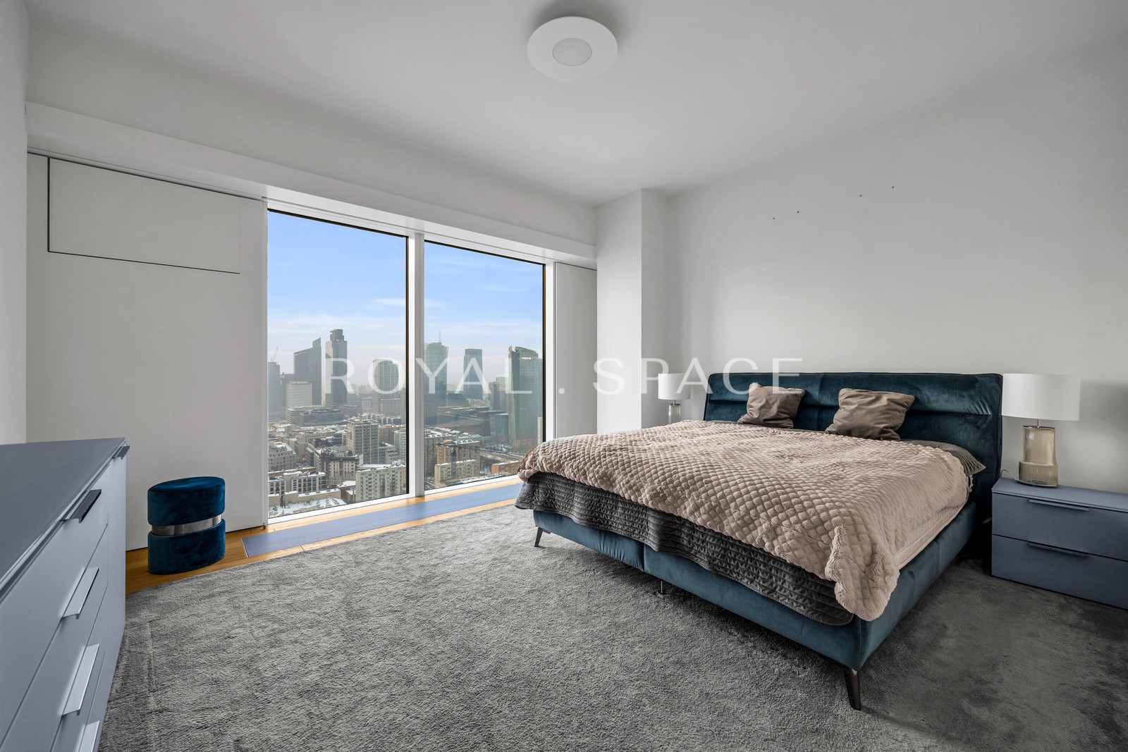 Апартаменти на 30+ поверсі – Złota 44