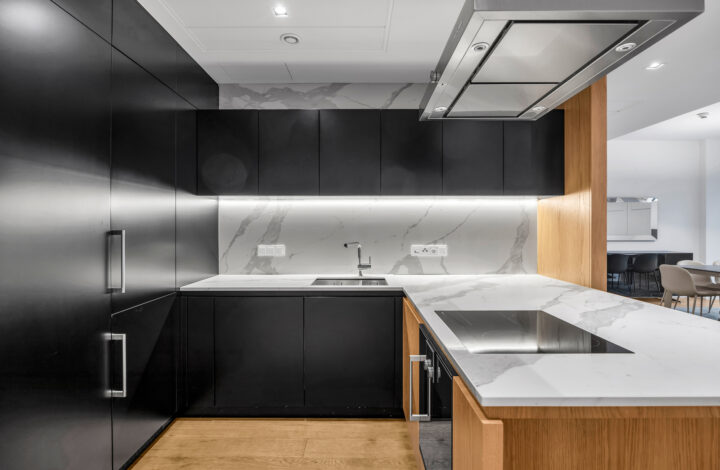 Апартаменти на 30+ поверсі – Złota 44