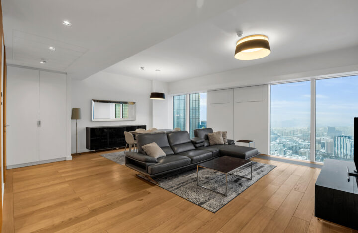 Апартаменти на 30+ поверсі – Złota 44