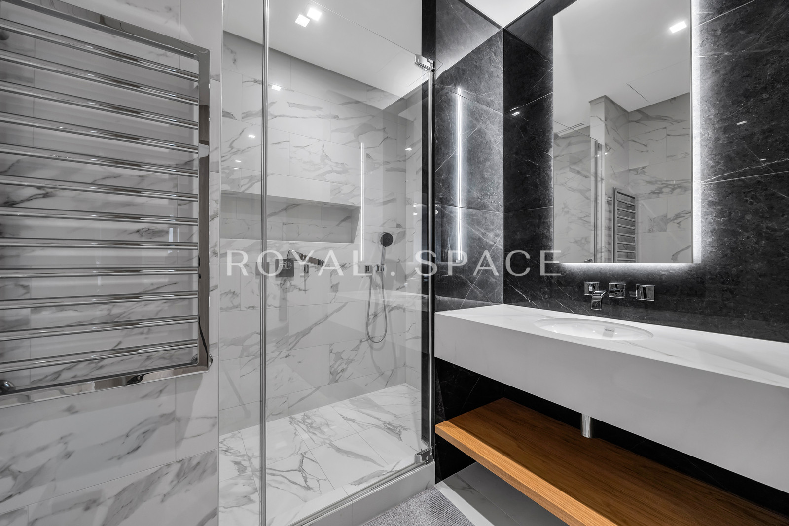 Апартаменти на 30+ поверсі – Złota 44