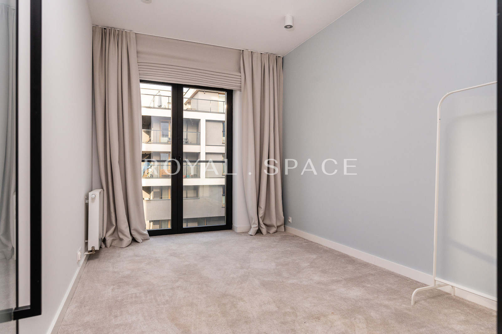 Jasny apartament w prestiżowym Garden Lane