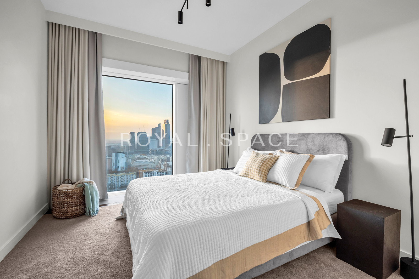 Złota 44 | High floor | Modern apartment