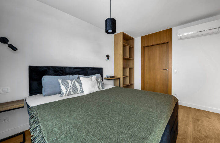 Penthouse with terrace & 4 parking spots