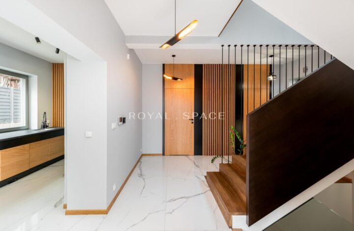 Przestronny dom pod działalność z ogrodem!