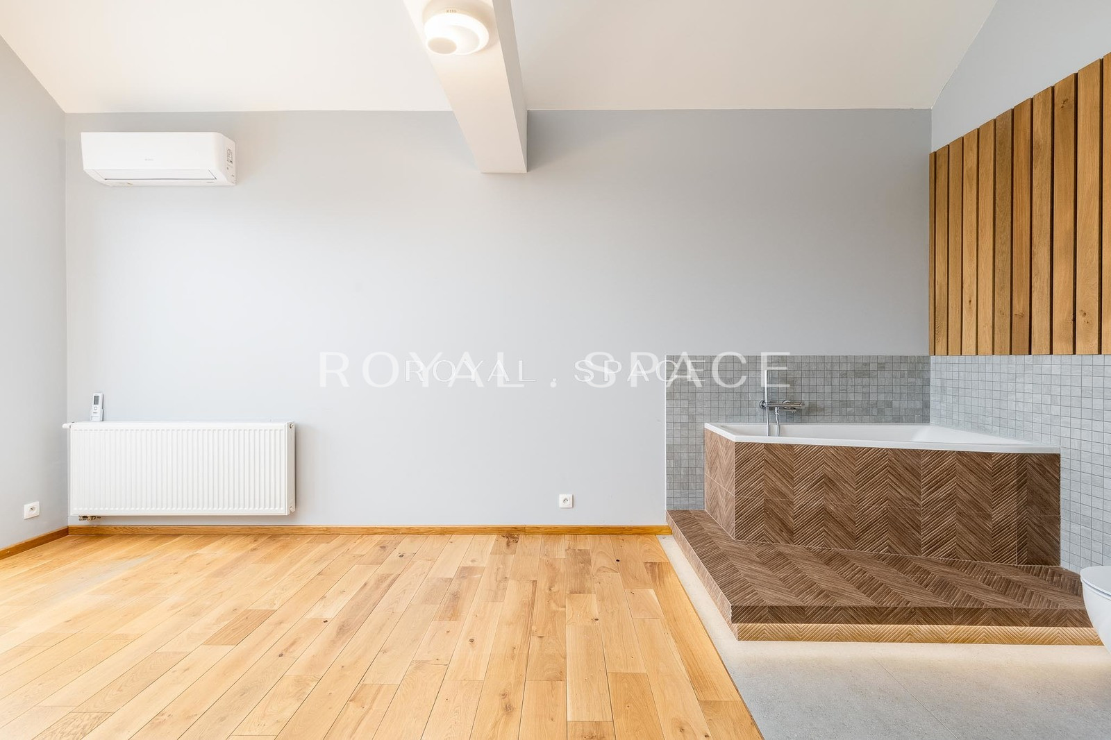 Przestronny dom pod działalność z ogrodem!