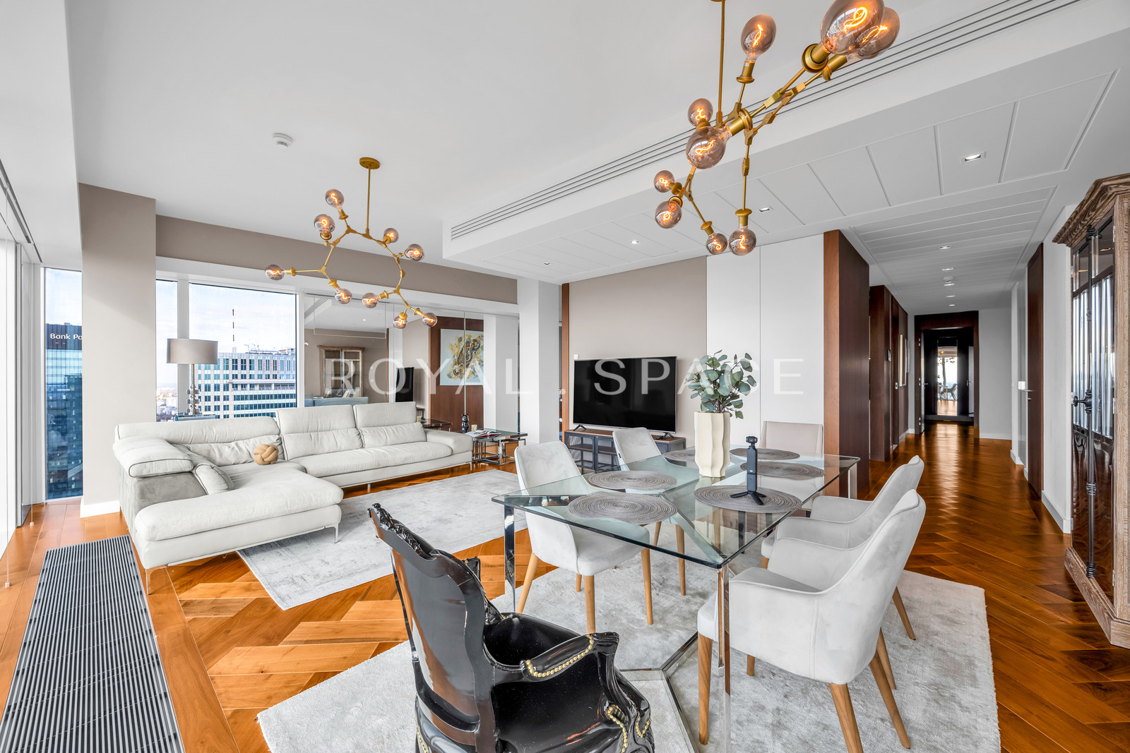 Prestigious High-Floor Apartment | Złota 44