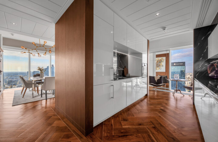 Prestigious High-Floor Apartment | Złota 44