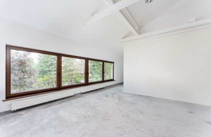 Prestigious House with Large Plot | NEW PRICE