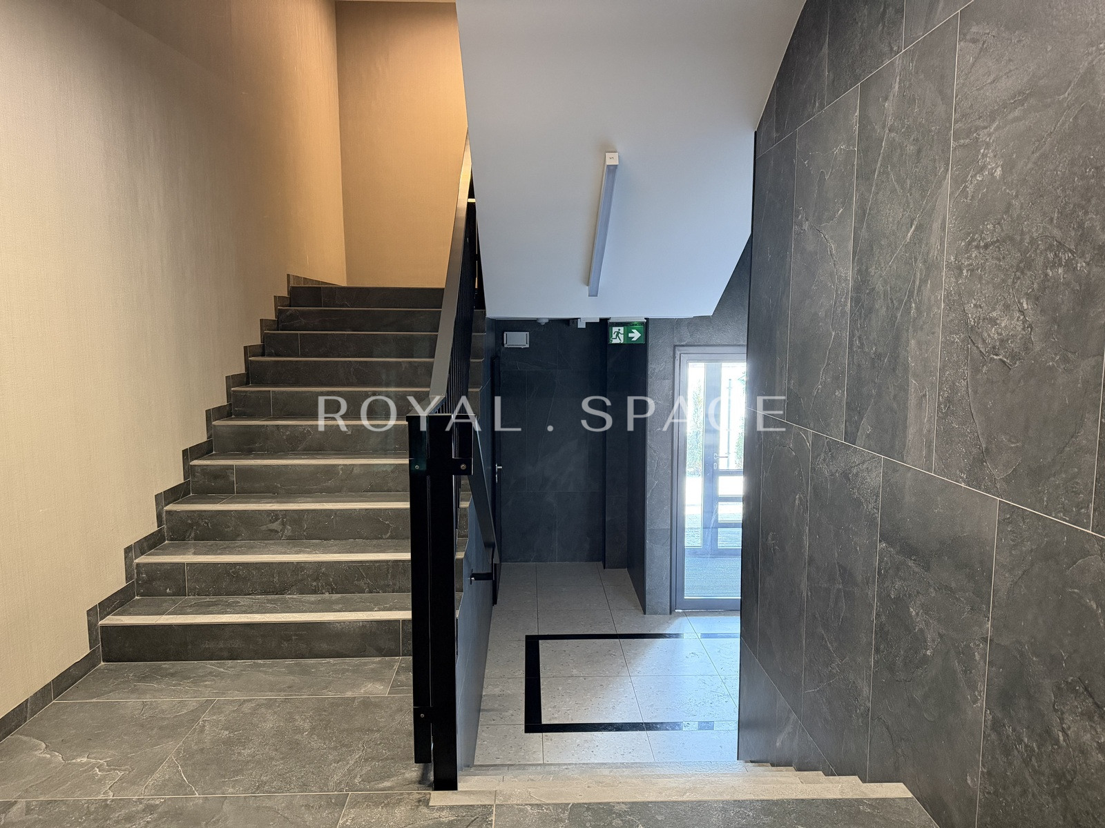 Apartament z balkonem na Bażantowie | Moderna 5