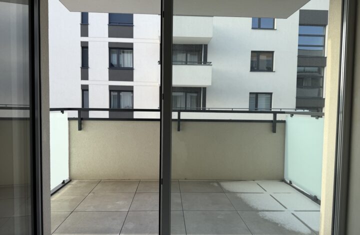 Apartament z balkonem na Bażantowie | Moderna 5