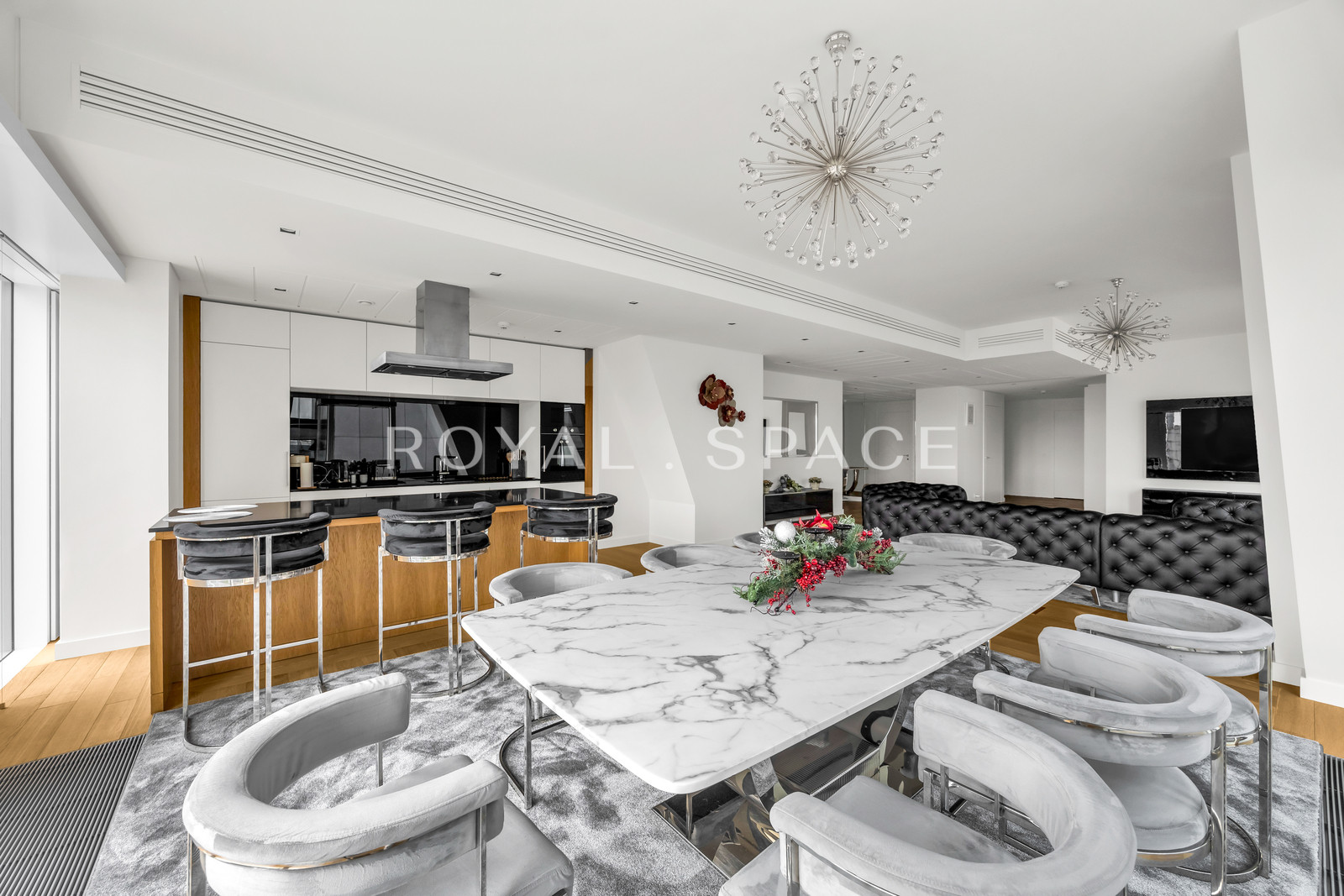 230 m² of luxury at Złota 44!