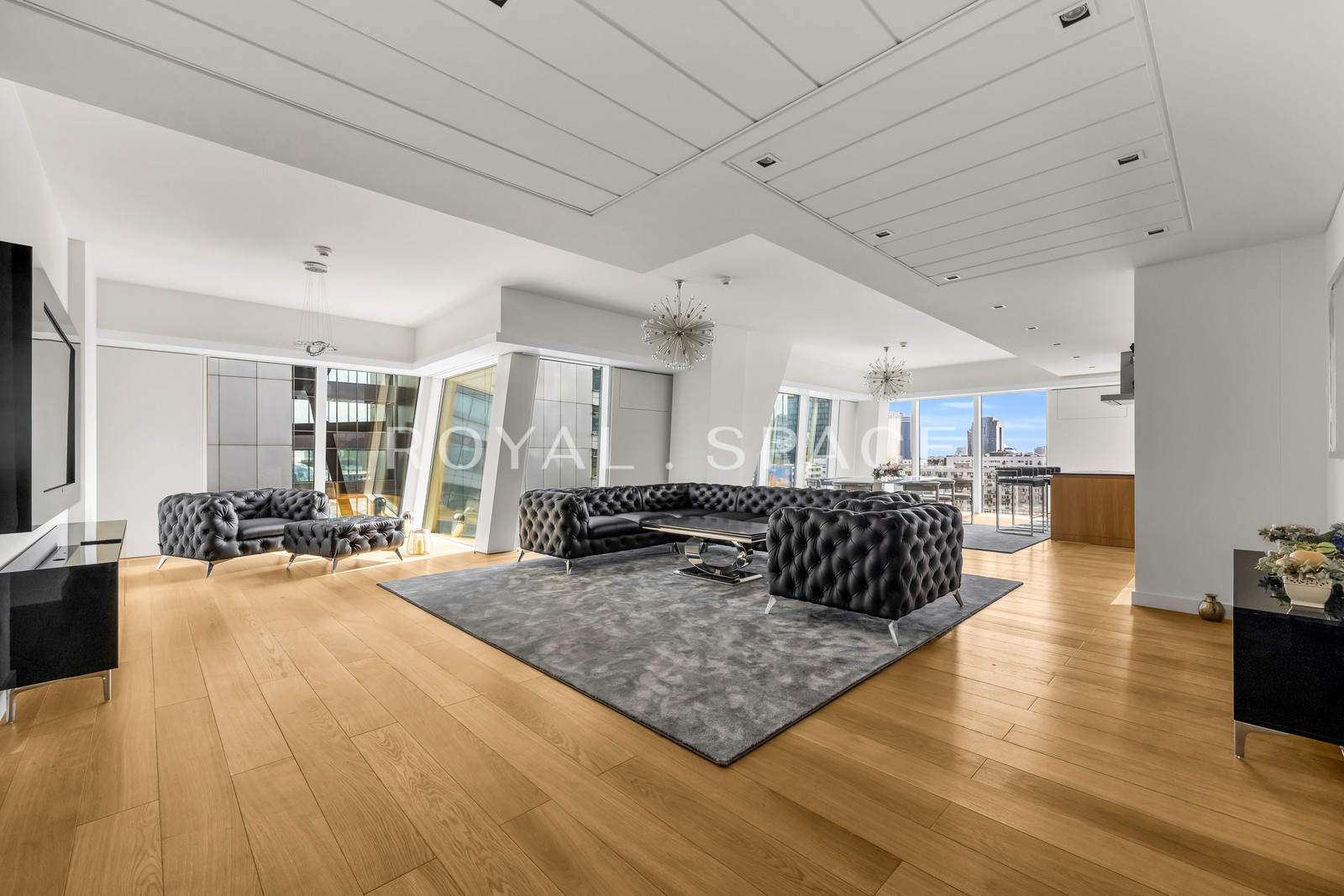 230 m² of luxury at Złota 44!