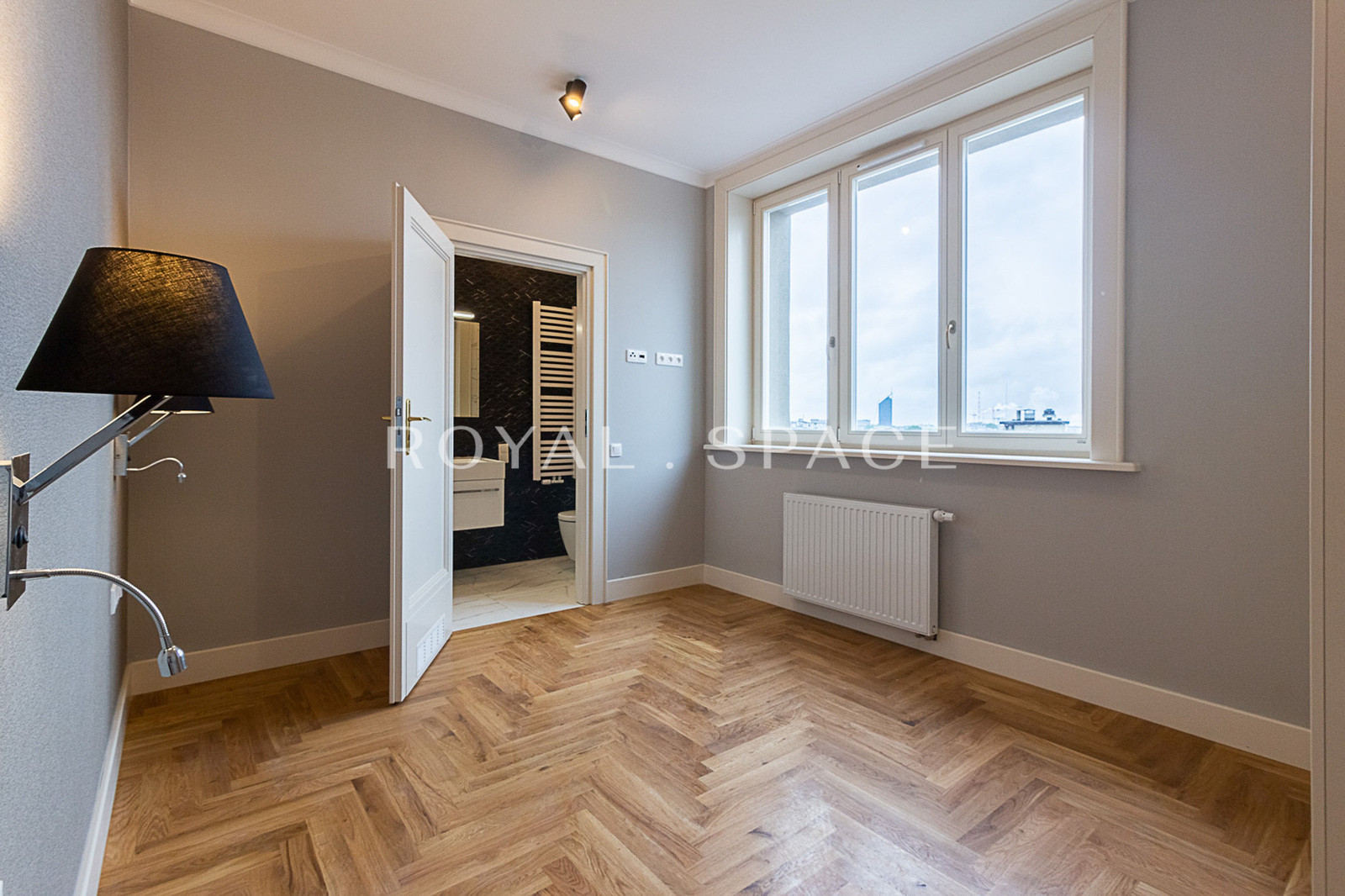 Penthouse overlooking the Wawel Castle