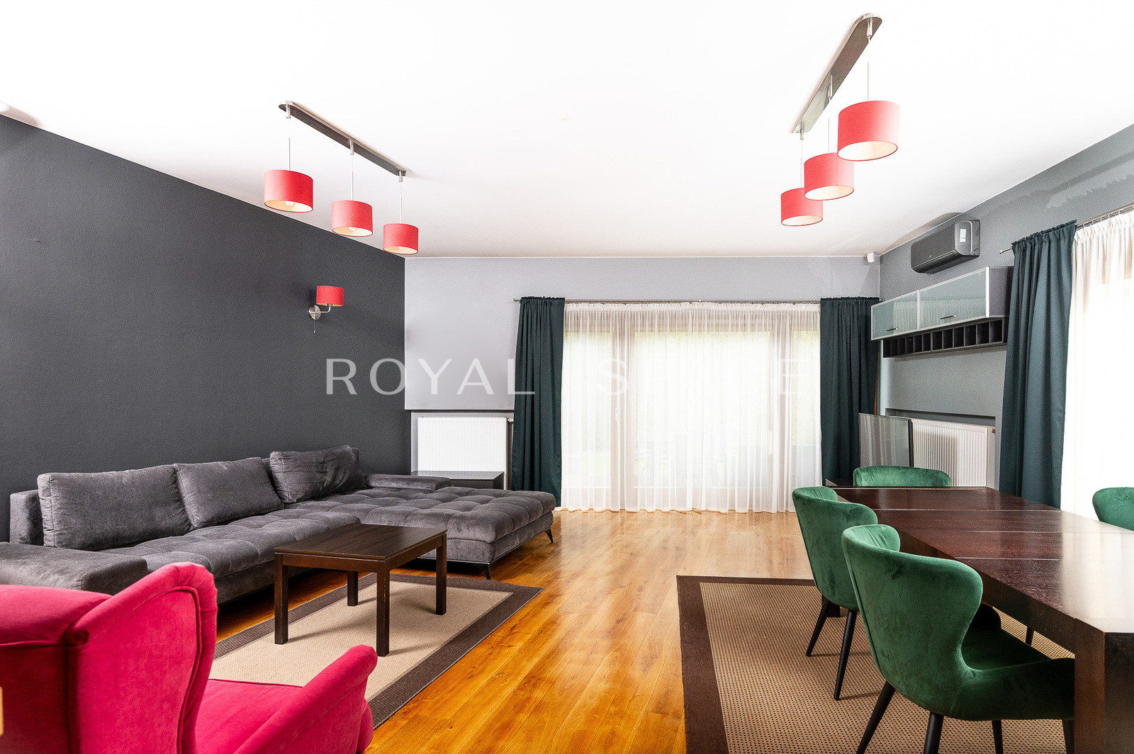 Spacious house with sauna and garden!