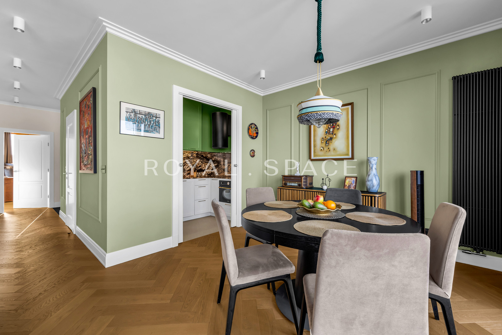 Верхний этаж отеля Emilii Plater с потрясающим видом!