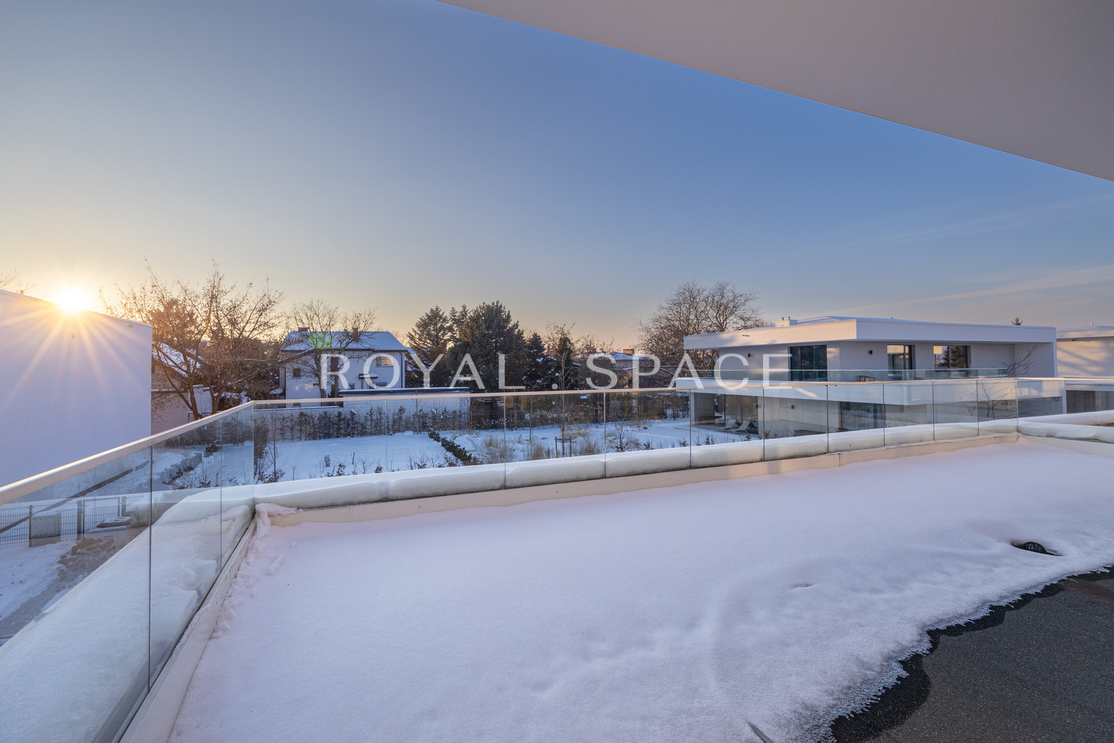 Prestiżowa willa na zamkniętym osiedlu | Bielawa