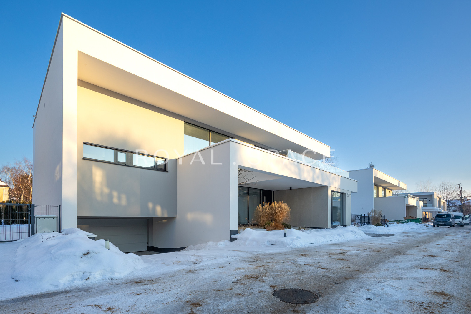 Prestiżowa willa na zamkniętym osiedlu | Bielawa