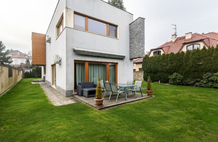 Spacious house with sauna and garden!