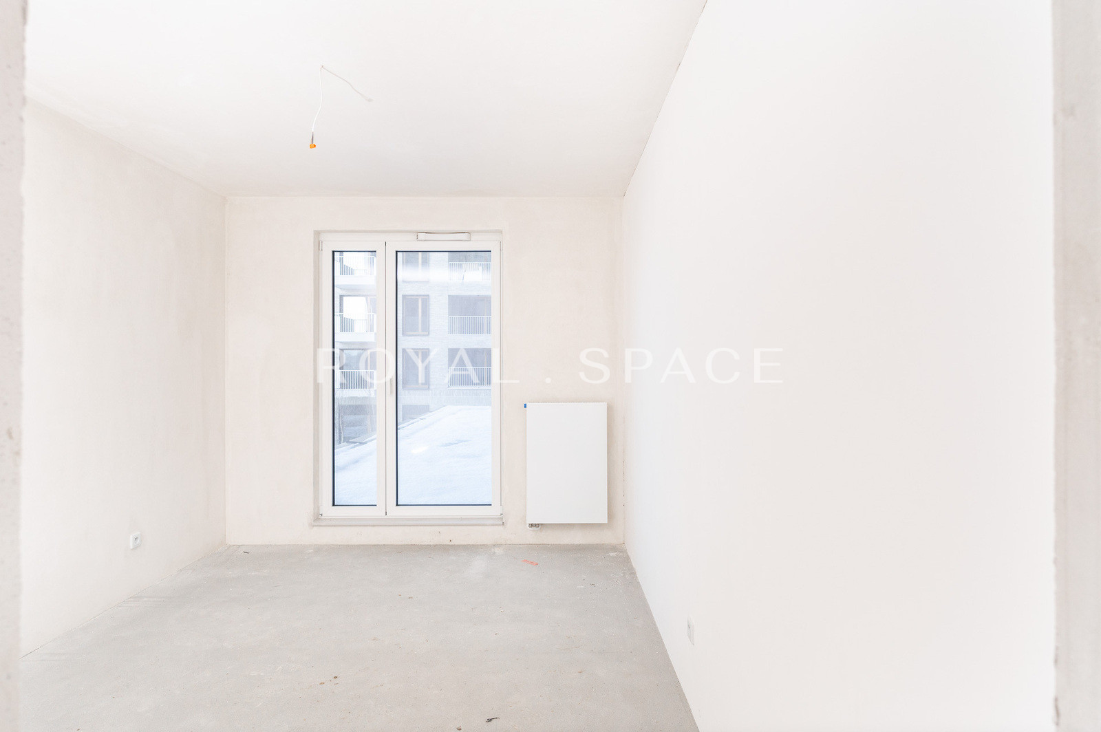 Spacious Apartment in the Heart of Bronowice