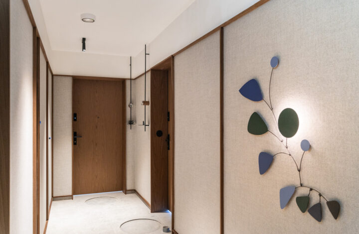 Spacious Apartment in the Heart of Bronowice