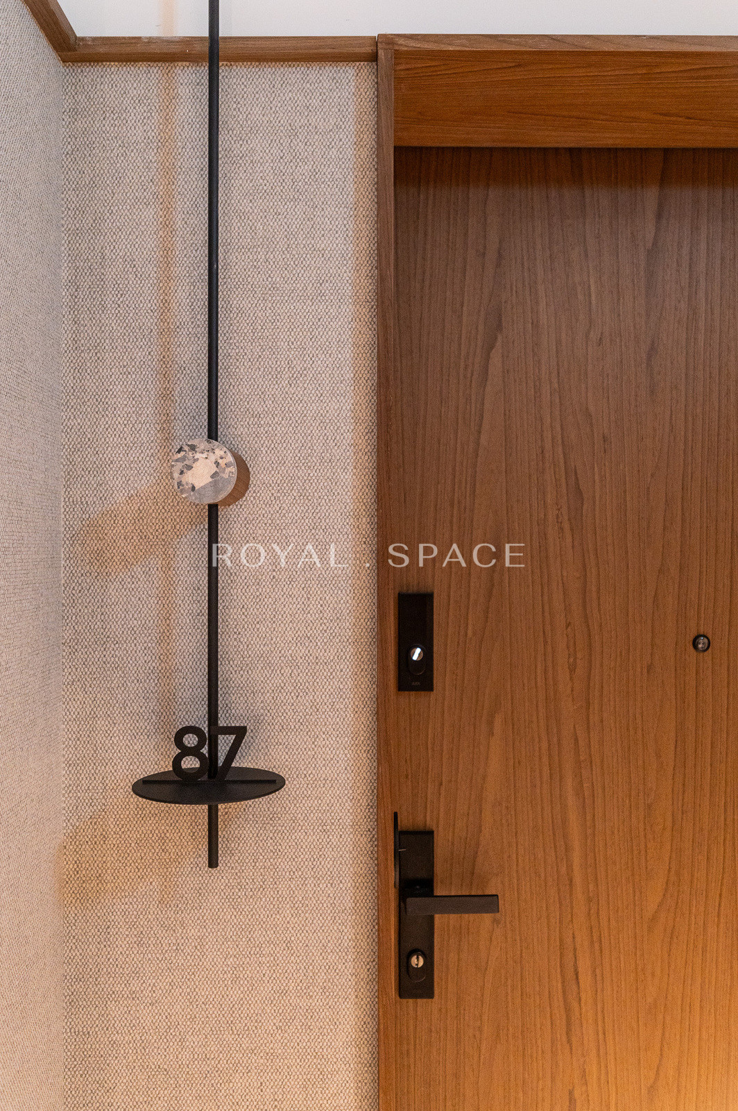 Spacious Apartment in the Heart of Bronowice