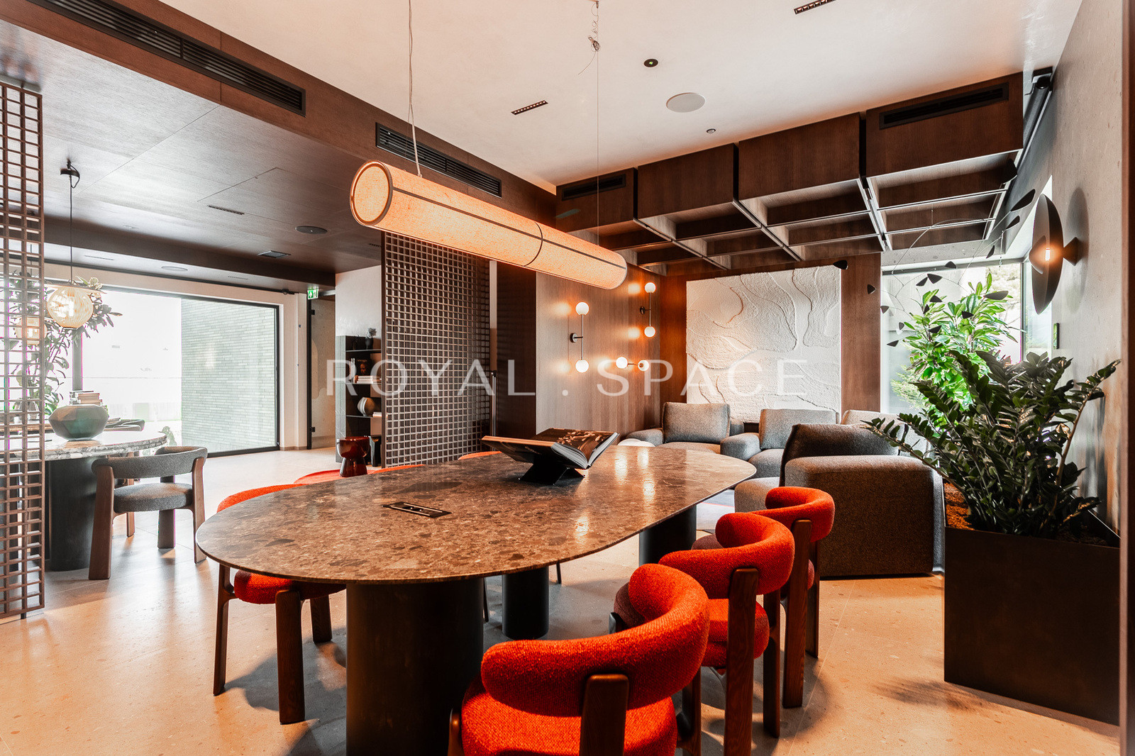 Spacious Apartment in the Heart of Bronowice