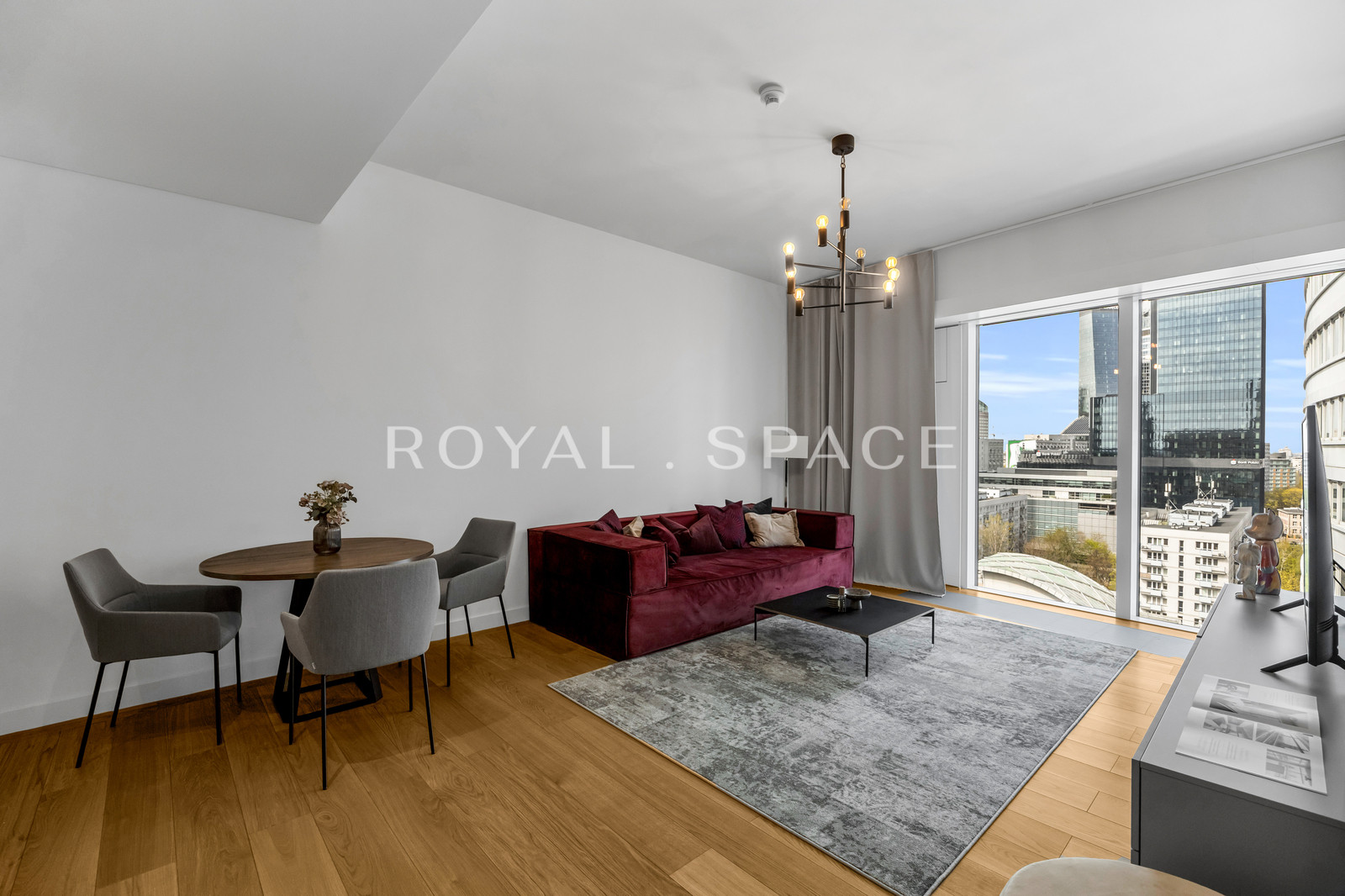 Przestronny apartament na 12 piętrze! | Złota 44