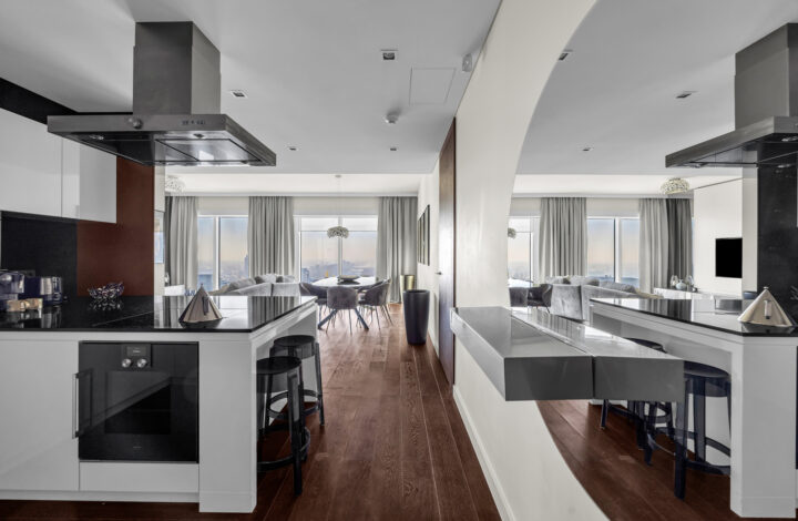 Унікальний апартамент на вулиці Золота 44!