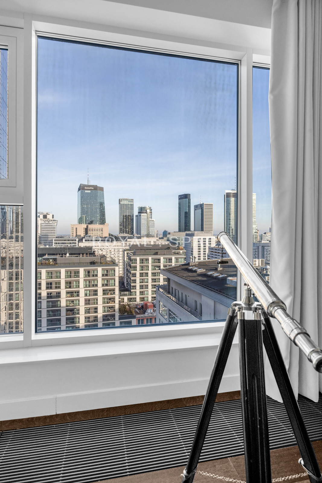 Unique Tower | High floor | Top view!