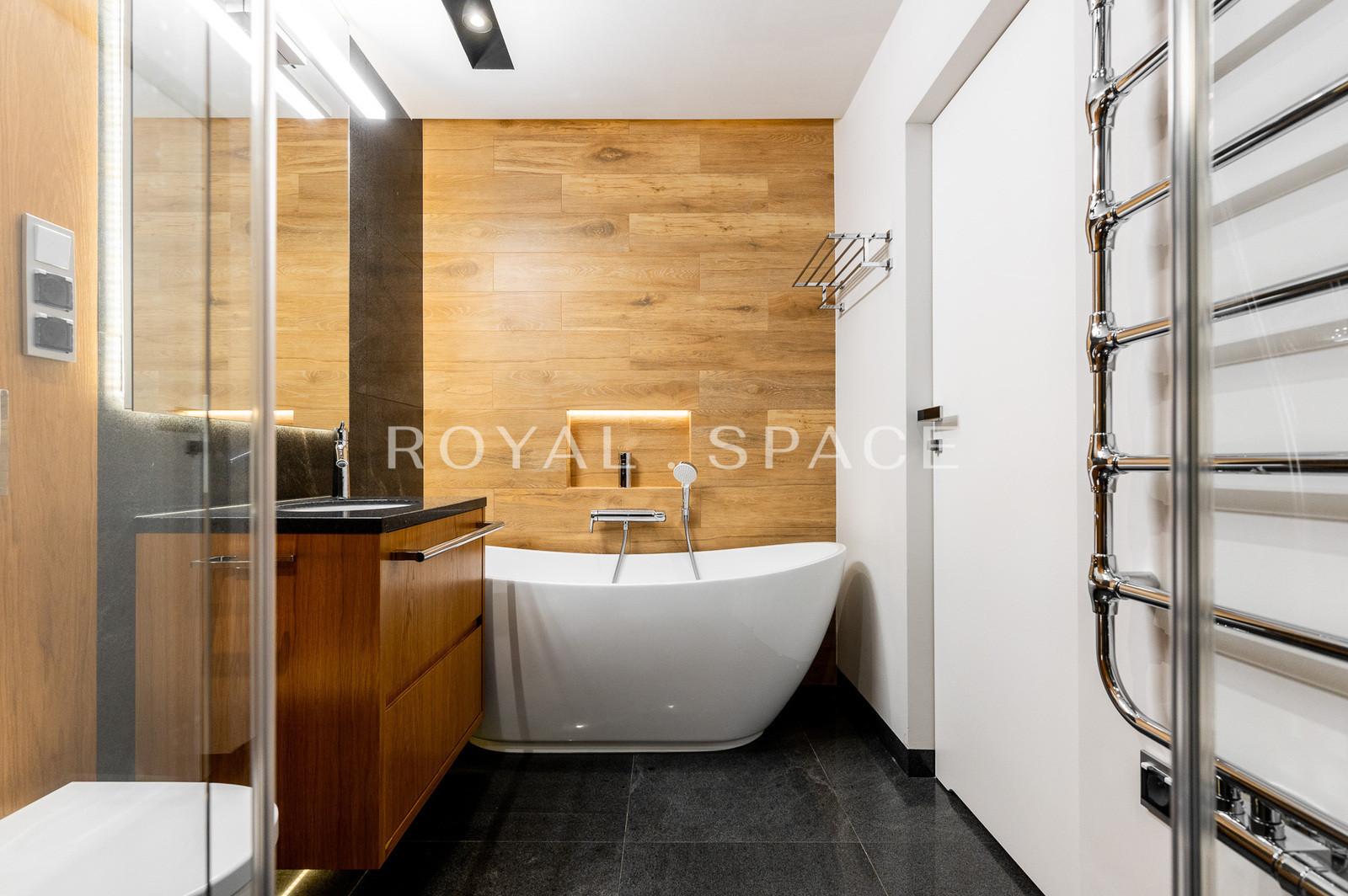 Розкішні апартаменти | вул. Замойського