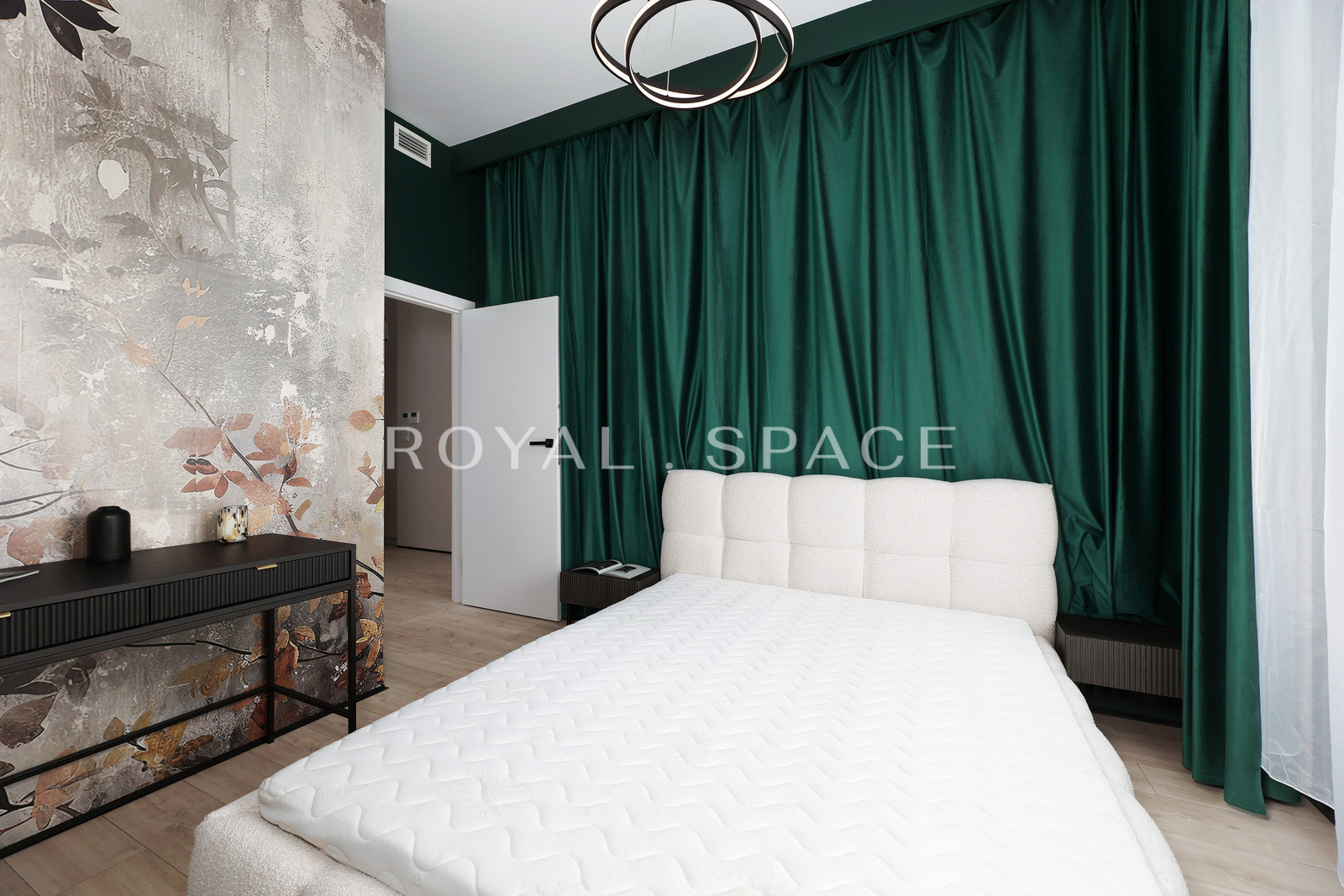 Modern flat with high ceilings at Młyny Mogilska!