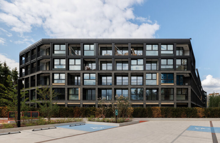 Modern flat with high ceilings at Młyny Mogilska!