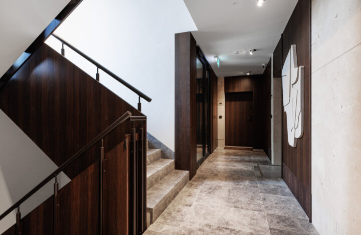 Modern flat with high ceilings at Młyny Mogilska!