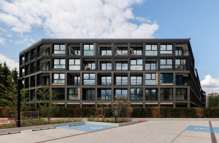 Modern flat with high ceilings at Młyny Mogilska!