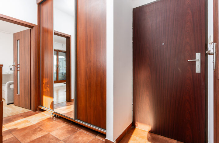 Sunny apartment next to the UJ Campus!