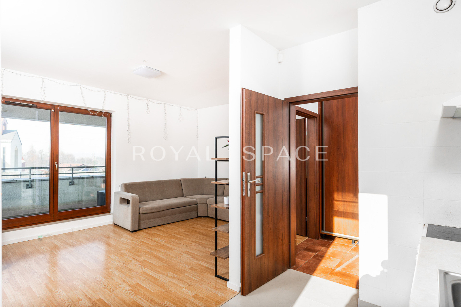 Sunny apartment next to the UJ Campus!