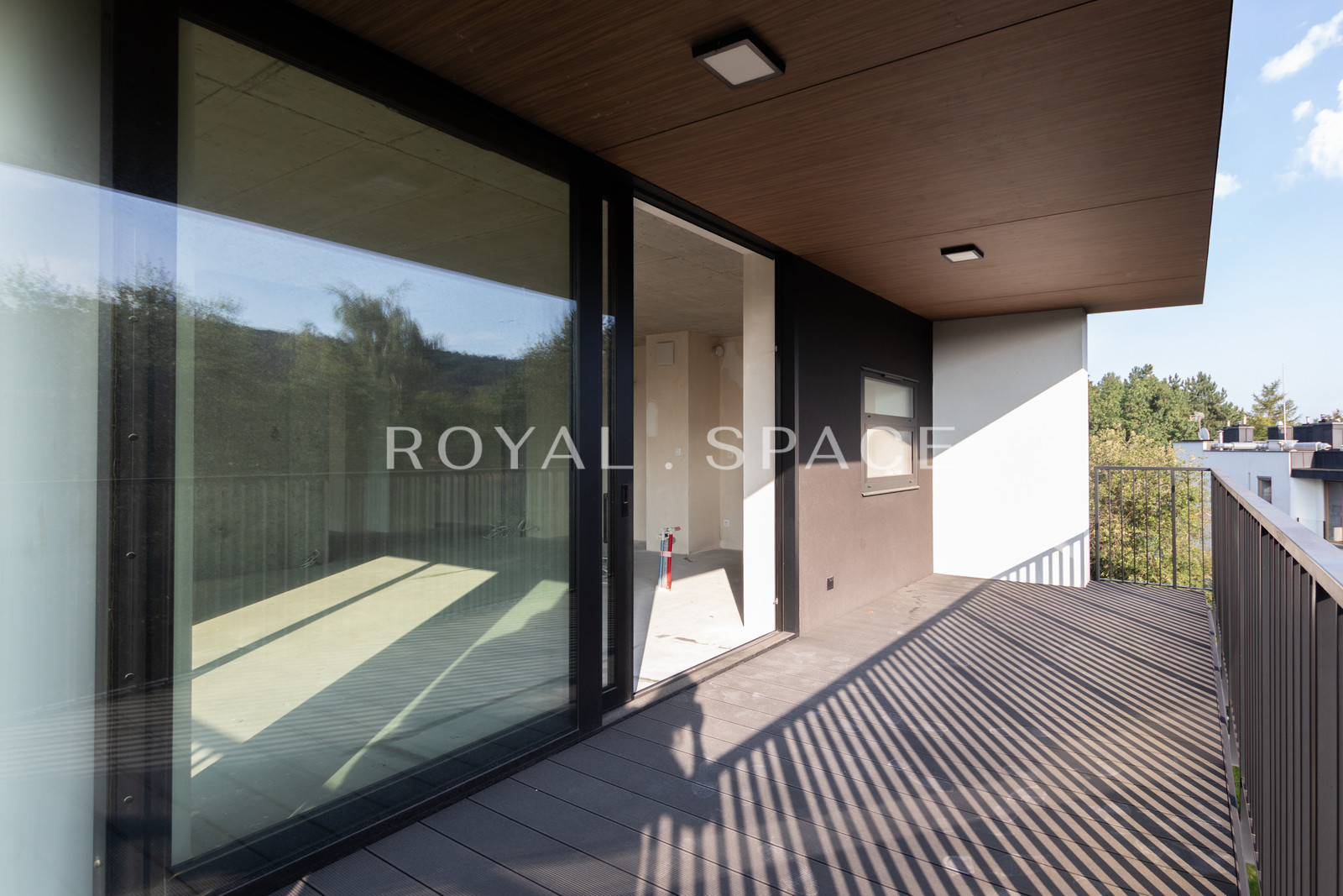 Пентхаус з терасою на даху | вид на Вольський ліс