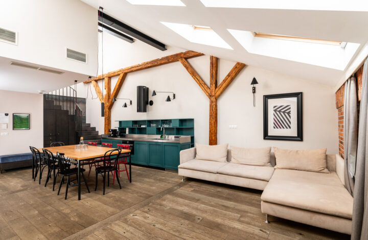 Дворівневий лофт у центрі міста